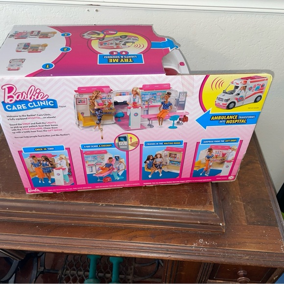 Barbie Care Clinic Ambulance - Pink, White, and Blue - Picture 6 of 7